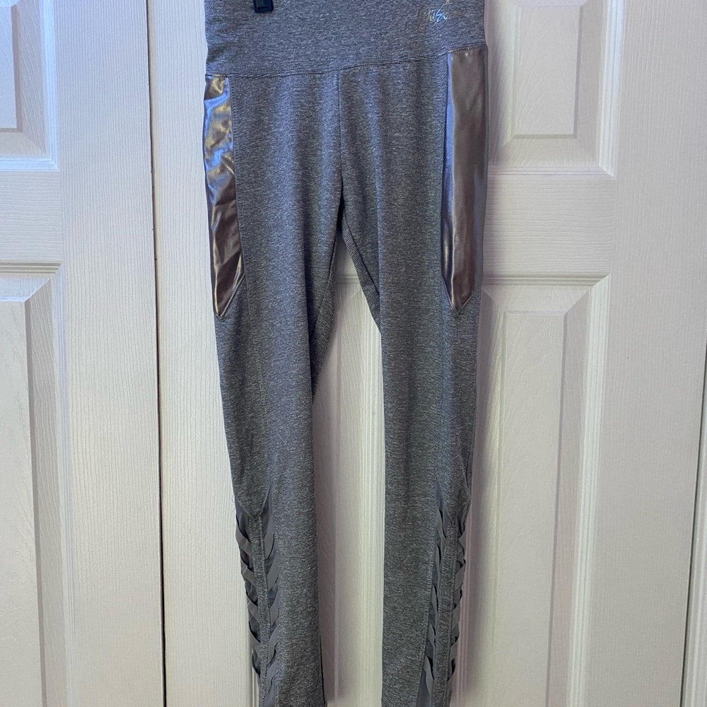 NWOT Justice Active Leggings Gray & white w/platinum insets & lattice. Size 12.